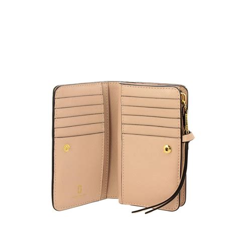 marc jacobs wallet clearance.